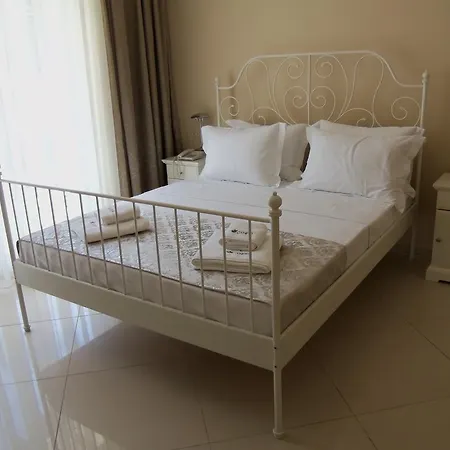 Cinar Boutique Alaçatı